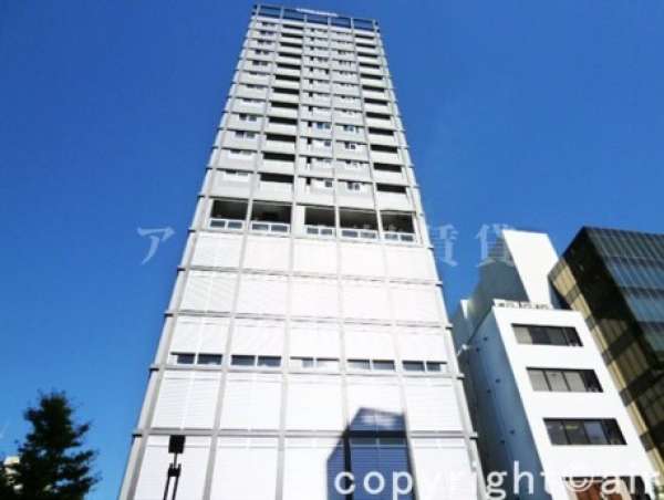 中央区新川に立地する、高級分譲賃貸タワーマンションのSタワーです。　(外観)