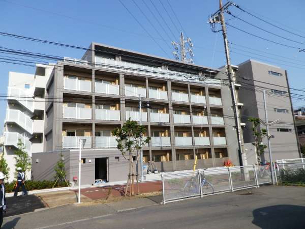 希望の方は図面、(仮)見積書、室内写真等すぐに送付致します。その他諸条件気軽にご相談下さい。 希望の方は図面、(仮)見積書、室内写真等すぐに送付致します。その他諸条件気軽にご相談下さい。