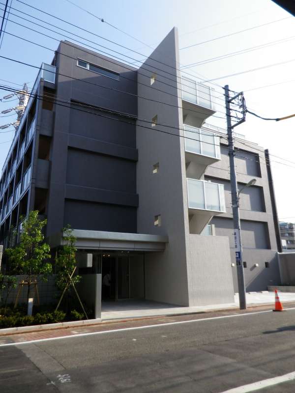 希望の方は図面、(仮)見積書、室内写真等すぐに送付致します。その他諸条件気軽にご相談下さい。 希望の方は図面、(仮)見積書、室内写真等すぐに送付致します。その他諸条件気軽にご相談下さい。