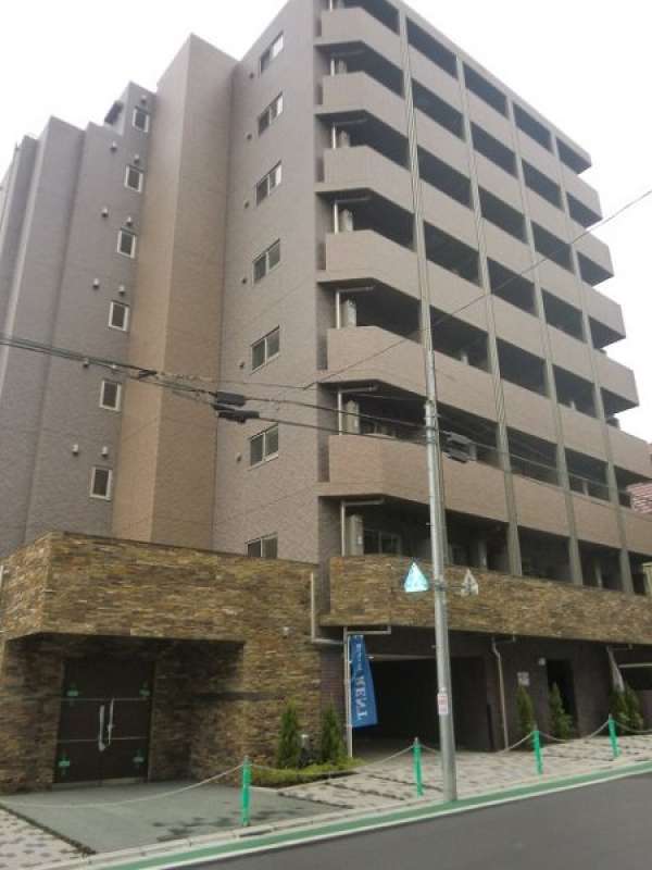 オートロック完備のマンションです。