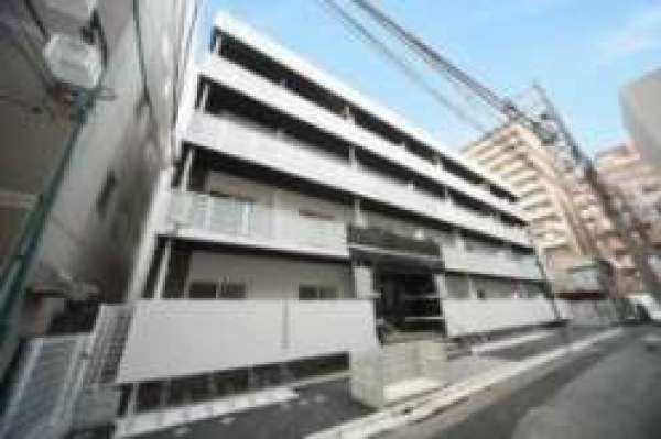 高級感のあるタイル張りの外観