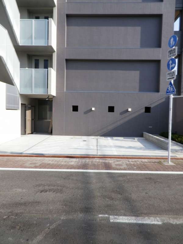 希望の方は図面、(仮)見積書、室内写真等すぐに送付致します。その他諸条件気軽にご相談下さい。 希望の方は図面、(仮)見積書、室内写真等すぐに送付致します。その他諸条件気軽にご相談下さい。